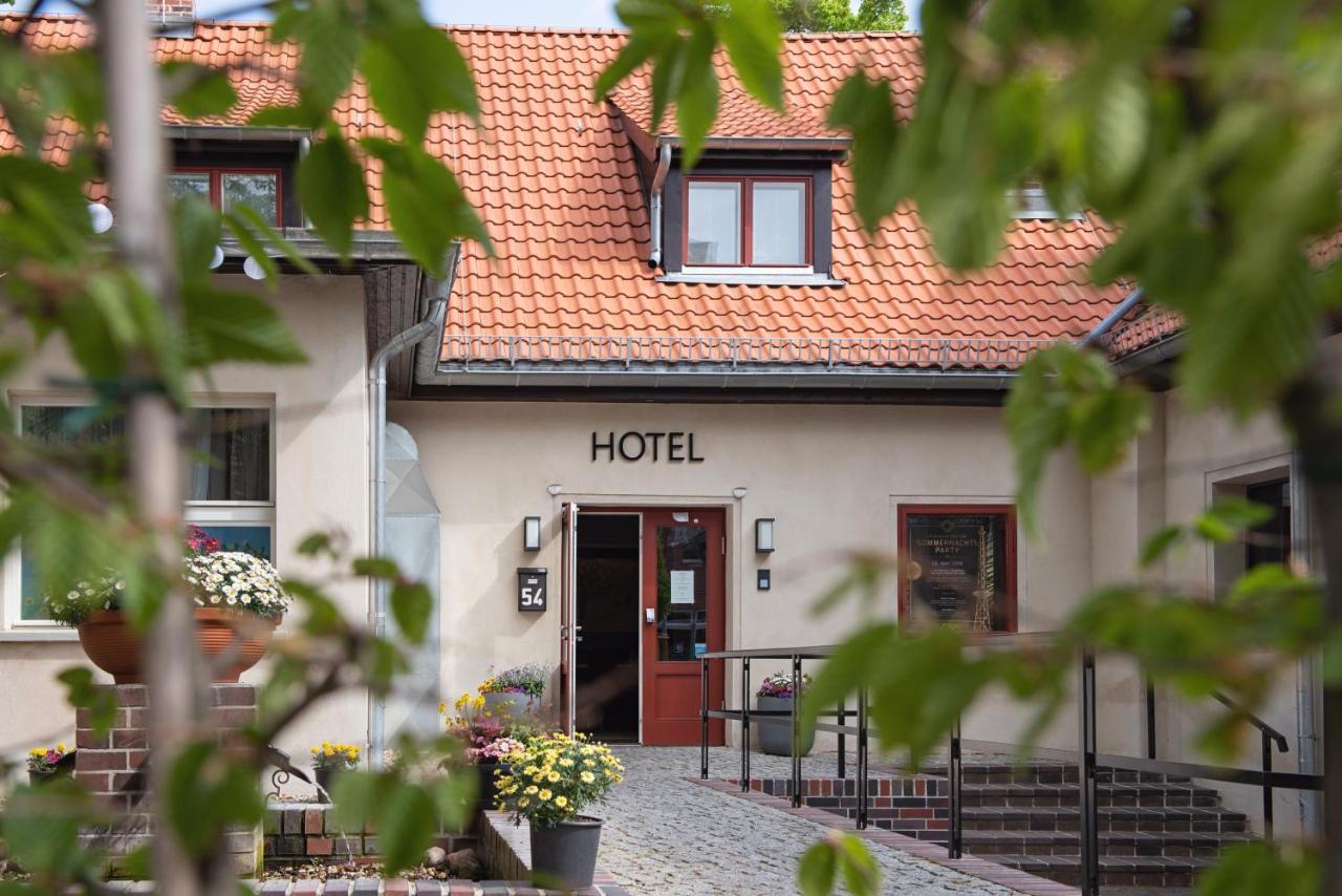 Landhotel Diana Teltow Exteriör bild
